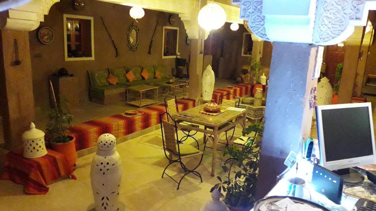 Riad Sarayas Tajda Bagian luar foto